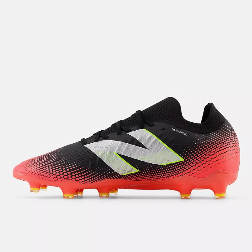 New Balance Tekela Magia v4+ FG - Black / Pink